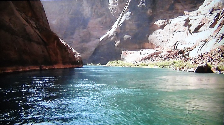 Beautiful Grand Canyon from Water View