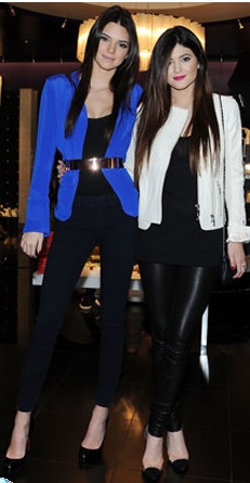Kendall and Kylie Jenner make surprise visit to Las Vegas