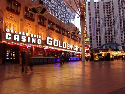 dusk image of front of golden gat