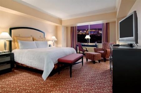 king guest room lvh