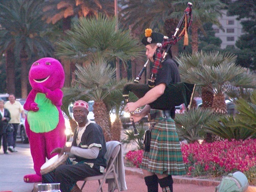 los tubos de la bolsa, nigeriano, barney liberta tira de vegas de las de entretenimiento