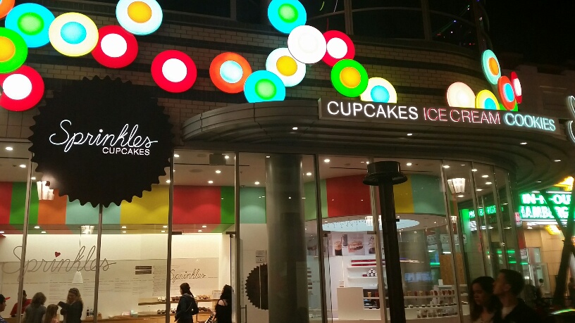 Sprinkles Cup Cakes at Linq Promenade
