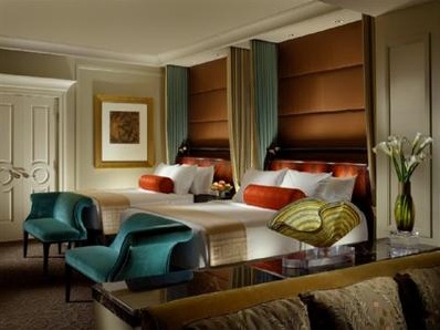 luxury 2 queen guest room