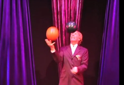 V The Ultimate Variety Show at v theater planet  hollywood las vega