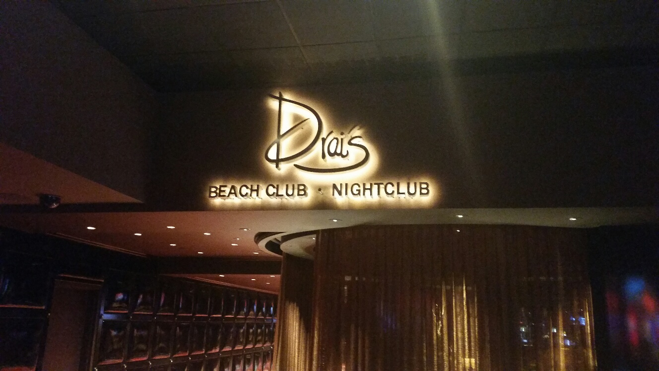 Drais Beach Club is on the roof of the Cromwell and is one of the most popular in Las Vegas and features celebrity DJ's
