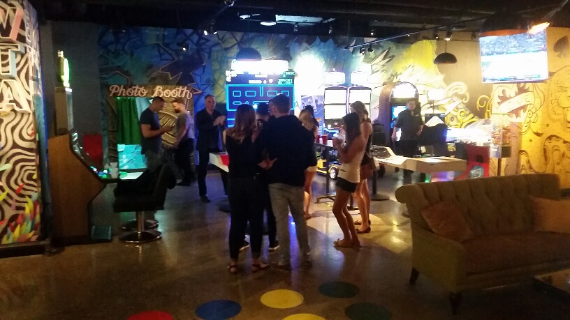 Lots of mingling in Level Up