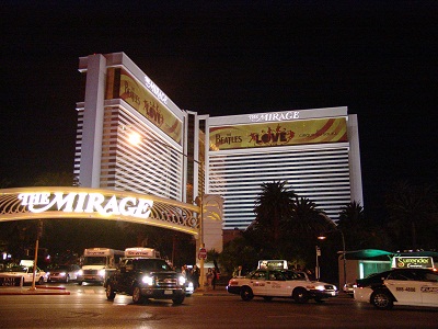 night picture of mirage taken from the venetian